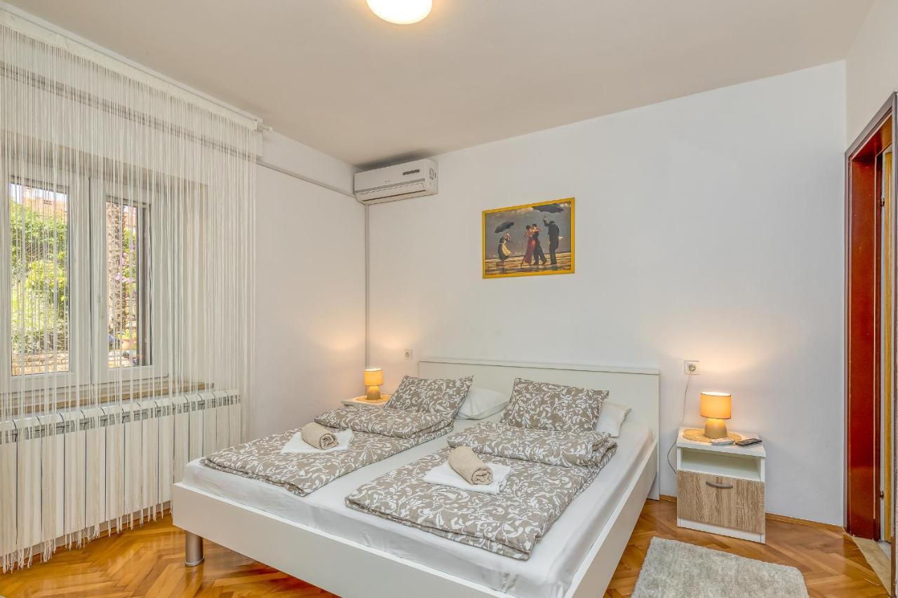 Matea Rooms Funtana Eksteriør billede