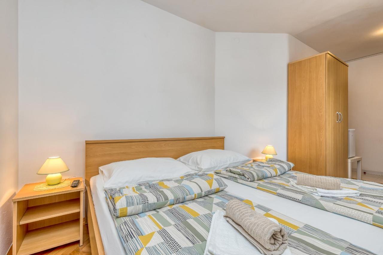 Matea Rooms Funtana Eksteriør billede